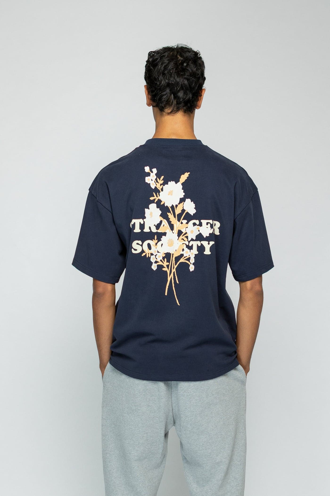 Bold Bouquet Tshirt - Navy — view 4
